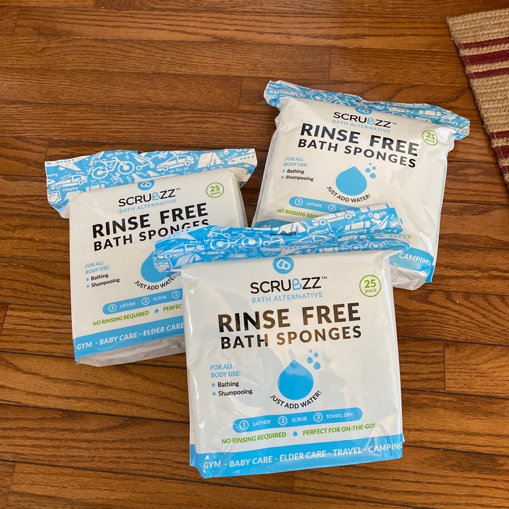 Set of three packs of rinse free bath sponges